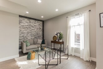 1321 N 19th St, Unit C in Philadelphia, PA - Building Photo - Building Photo