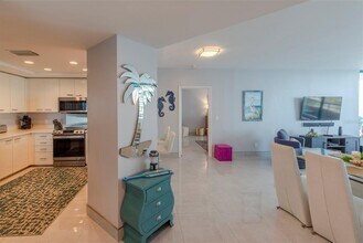 1540 Gulf Blvd in Clearwater, FL - Building Photo - Building Photo