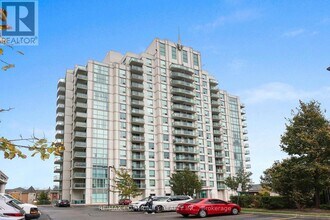 6 Rosebank Dr in Toronto, ON - Building Photo - Building Photo