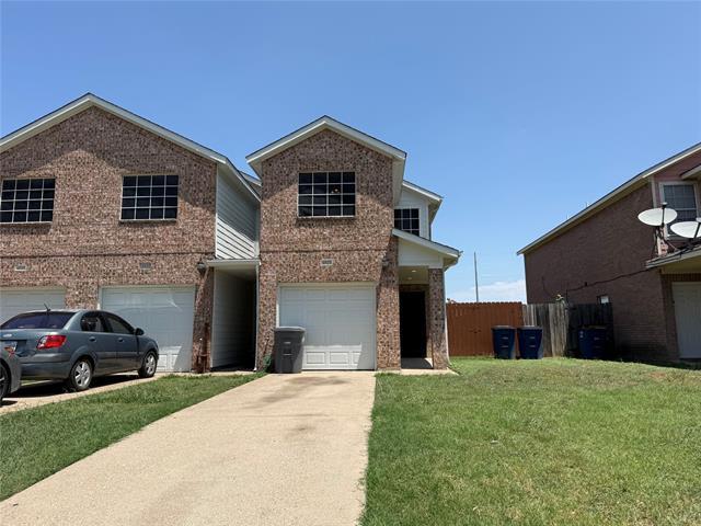 4025 Preferred Pl in Dallas, TX - Building Photo