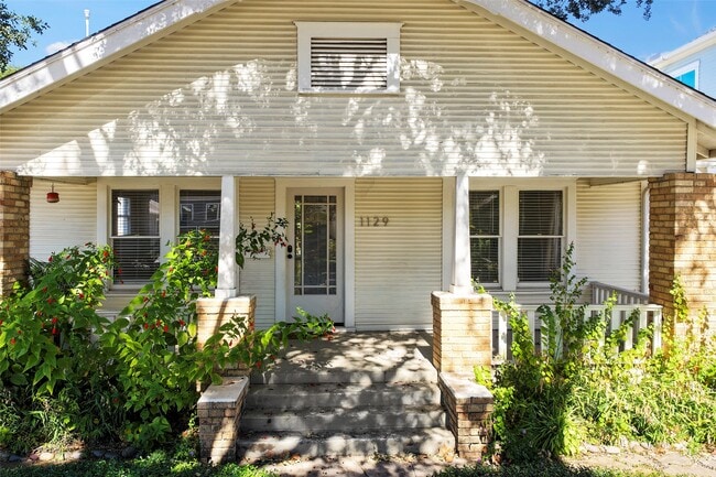 1129 Euclid St in Houston, TX - Building Photo - Building Photo