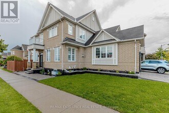 310 Nunn Ct in Milton, ON - Building Photo - Building Photo