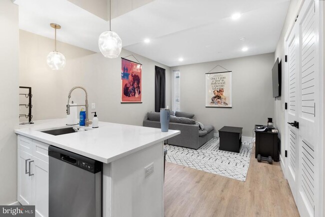 property at 1144 Frankford Ave