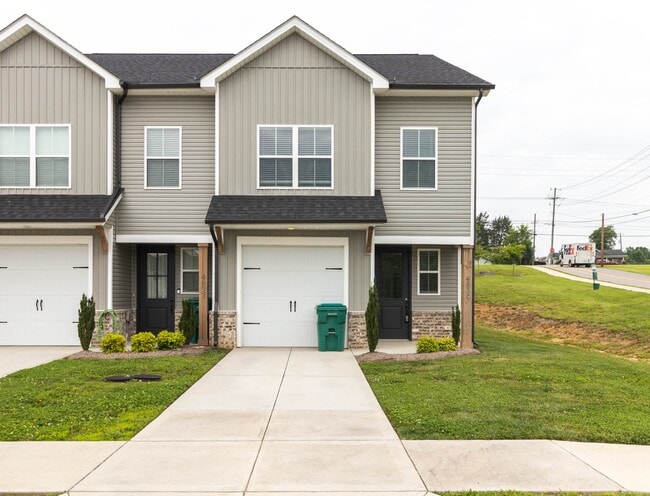 property at 4839 Lake Ln