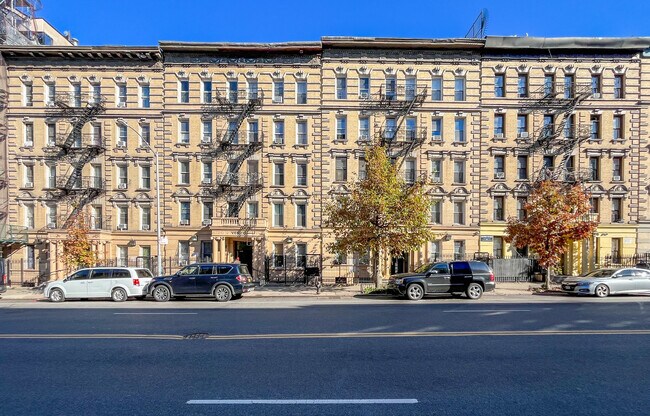 513-517 W 135th St in New York, NY - Building Photo - Building Photo
