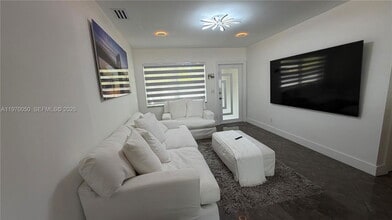 11500 SW 185th Terrace in Miami, FL - Building Photo - Building Photo