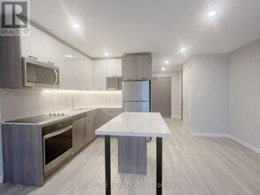 20 George St in Hamilton, ON - Building Photo - Building Photo