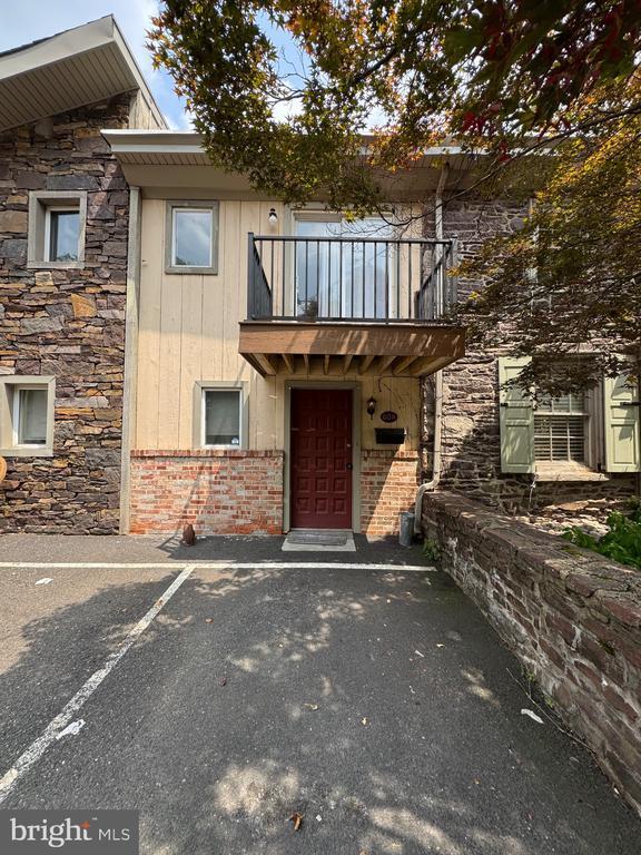 property at 60 New St