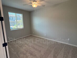 16256 W Mariposa Grande in Surprise, AZ - Foto de edificio - Building Photo