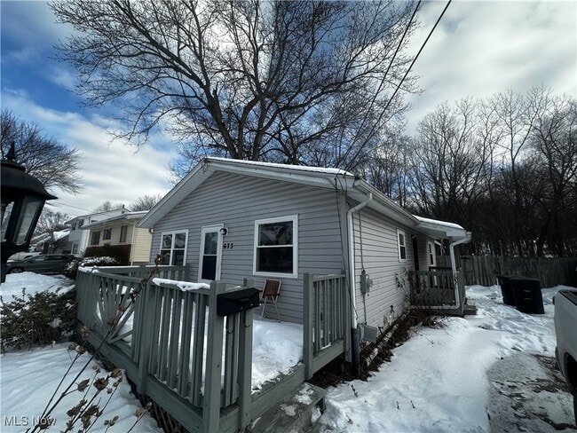 property at 673 Tallkron Dr