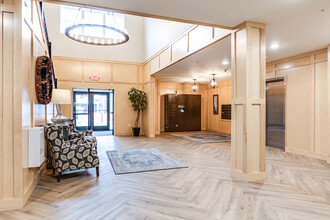 Kingston Crossings in Albertville, MN - Building Photo - Interior Photo