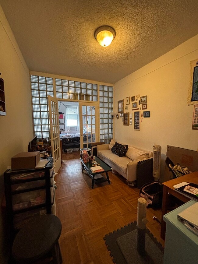 410 Washington St in Hoboken, NJ - Foto de edificio - Building Photo