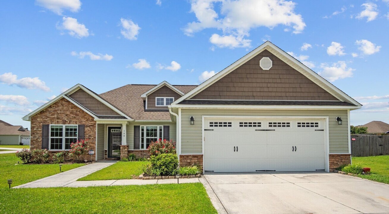 140 Prelude Dr in Richlands, NC - Building Photo