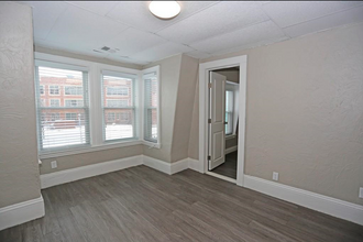 135 Eutaw St, Unit 2 in Boston, MA - Building Photo - Building Photo