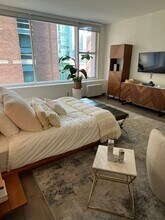 833 N Dearborn St in Chicago, IL - Building Photo - Building Photo