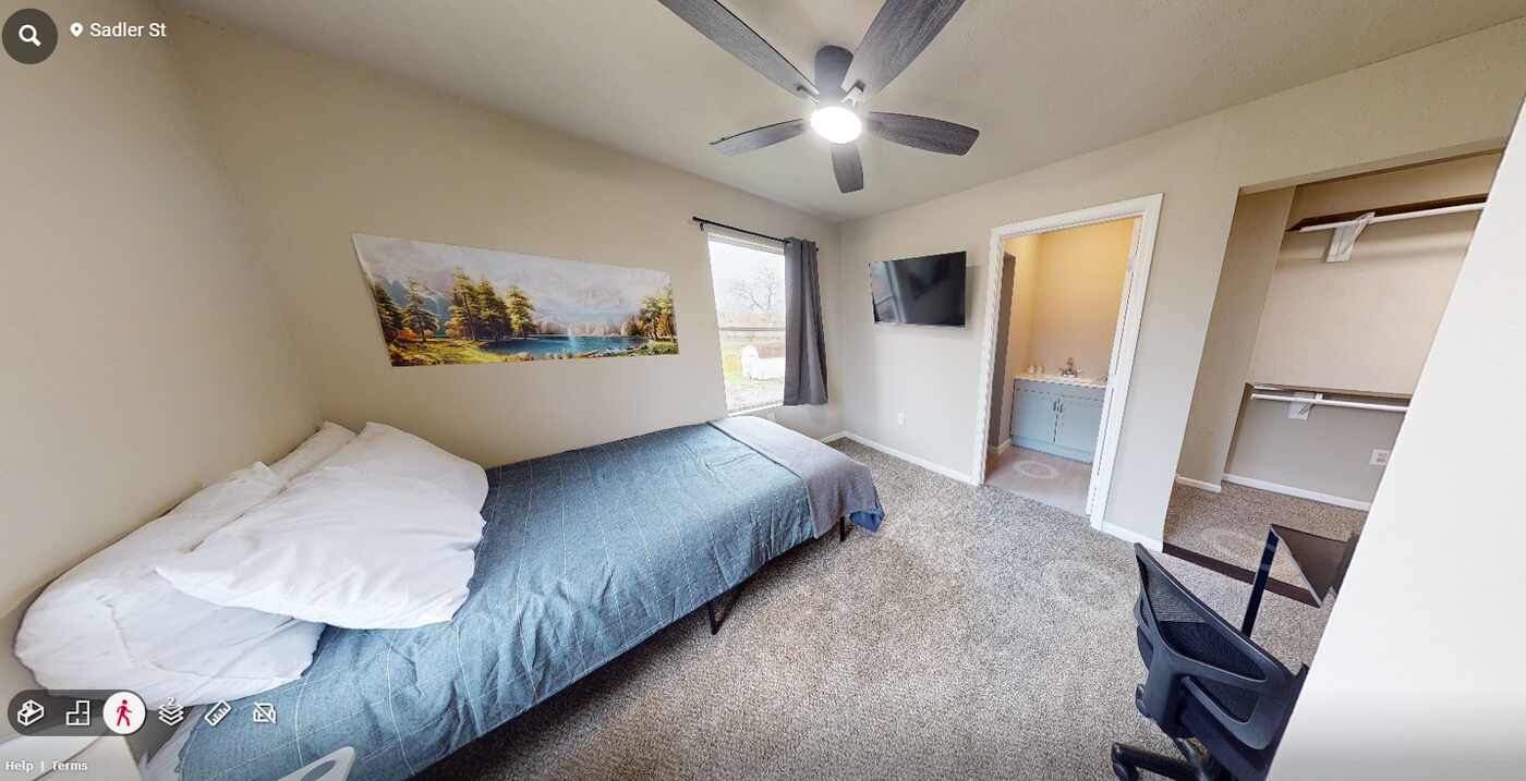 1917 Sadler St in Houston, TX - Building Photo