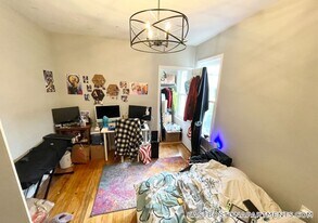 31 Falcon St in Boston, MA - Building Photo