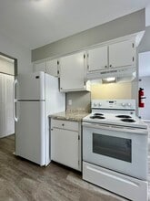 11333 Old Goddard Rd in Allen Park, MI - Building Photo - Building Photo