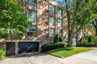 Oakland Properties in Milwaukee, WI - Foto de edificio - Building Photo