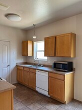 4546 Hillsboro Loop in Las Cruces, NM - Building Photo - Building Photo