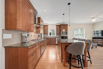 430 S Highland Ave in Lombard, IL - Building Photo - Building Photo