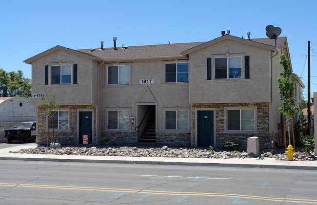 1917-1919 Victorian Ave in Sparks, NV - Building Photo - Building Photo