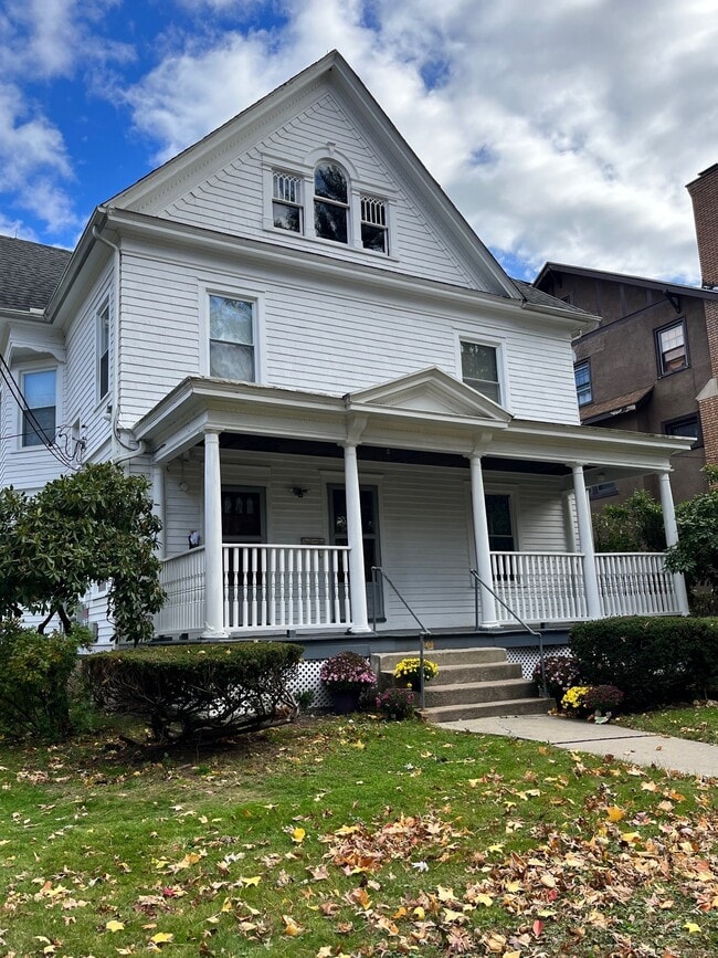 property at 308 Edgewood St