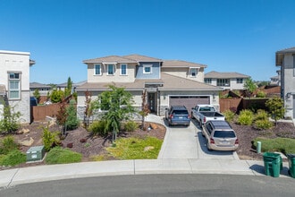 Hawk View at Bass Lake Hills in El Dorado Hills, CA - Foto de edificio - Building Photo