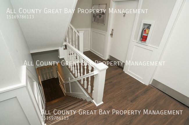 8 Railroad Ave in Babylon, NY - Building Photo - Building Photo