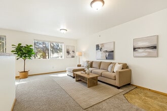 Brookside Park Apartments in Bozeman, MT - Foto de edificio - Building Photo