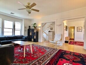32 Lakeville Rd, Unit 2 in Boston, MA - Building Photo - Building Photo
