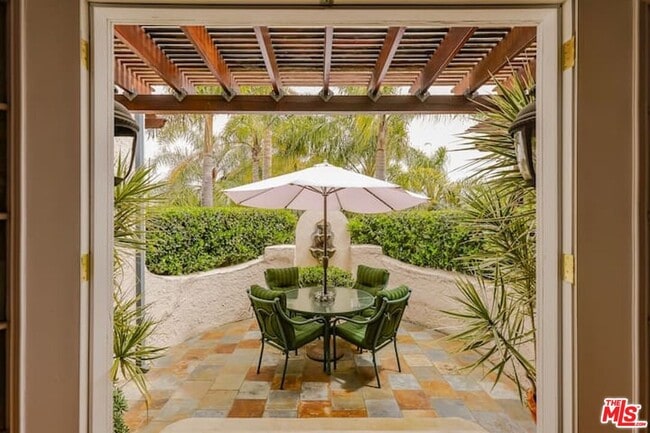 property at 1203 S Rimpau Blvd