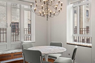 25 Central Prk W in New York, NY - Building Photo - Building Photo