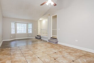 1019 River Stone Ct in Riverdale, GA - Building Photo - Building Photo