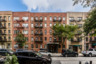 523-525 E 88th St in New York, NY - Building Photo - Building Photo