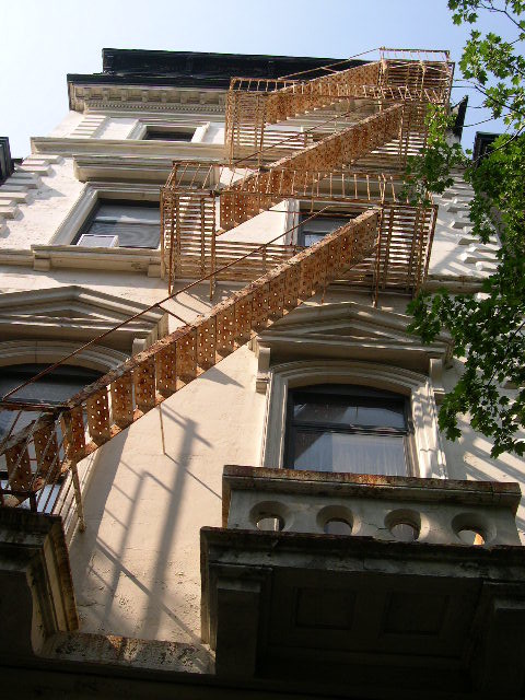 27 Grace Ct in Brooklyn, NY - Building Photo - Building Photo