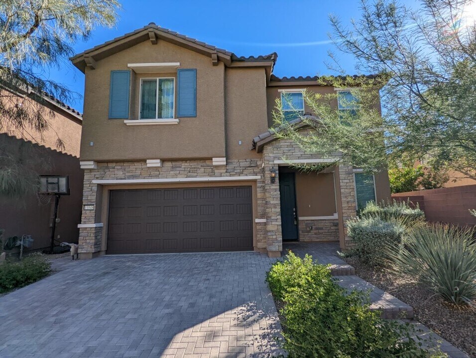 11048 Prairie Grove Rd in Las Vegas, NV - Building Photo