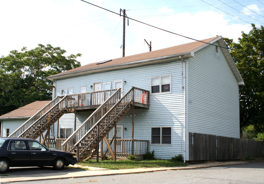 305-309 N Main St in Northeast, MD - Building Photo