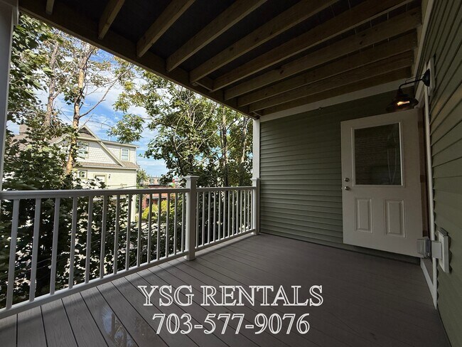 14 Dorr St, Unit 142 in Boston, MA - Building Photo - Building Photo