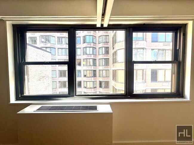 East 39th Street in New York, NY - Building Photo - Building Photo