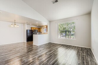 5850 Ceylon St in Denver, CO - Building Photo - Building Photo