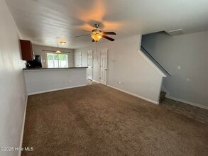 8008 Banister Loop in Jacksonville, NC - Building Photo - Building Photo