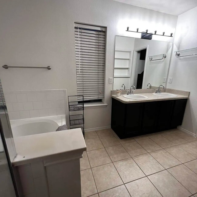 4512 Claret Ct in Argyle, TX - Building Photo - Building Photo