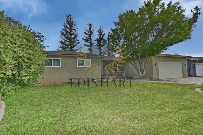 3135 W Mesa Ave in Fresno, CA - Building Photo - Building Photo