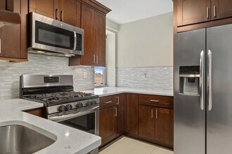 110-50 71st Rd in Queens, NY - Building Photo - Building Photo