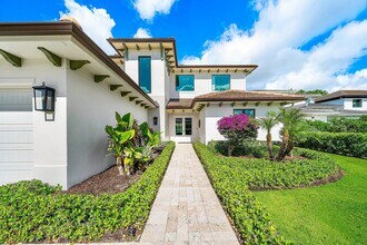 3192 Blue Cypress Ln in Wellington, FL - Building Photo - Building Photo