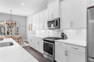 250 Castleberry Station Dr SW in Atlanta, GA - Building Photo - Building Photo