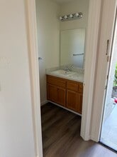 500 W Hawkeye Ave in Turlock, CA - Building Photo - Building Photo