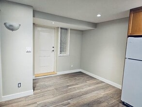 281-172A 172A St in Surrey, BC - Foto de edificio - Building Photo