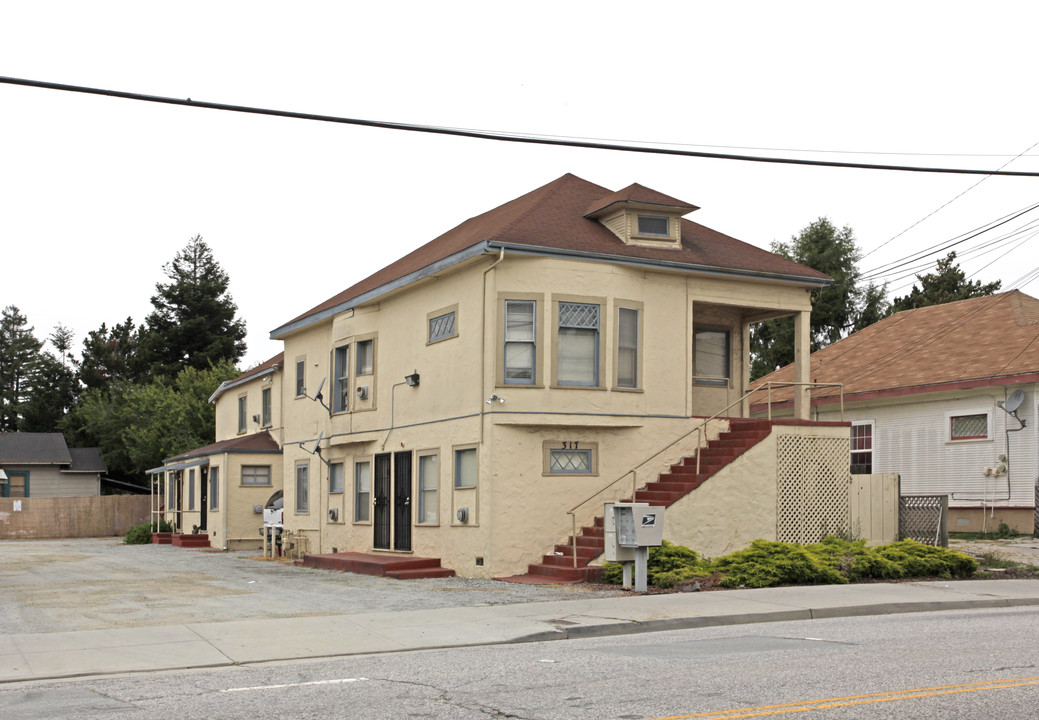 317 Ocean St in Santa Cruz, CA - Building Photo